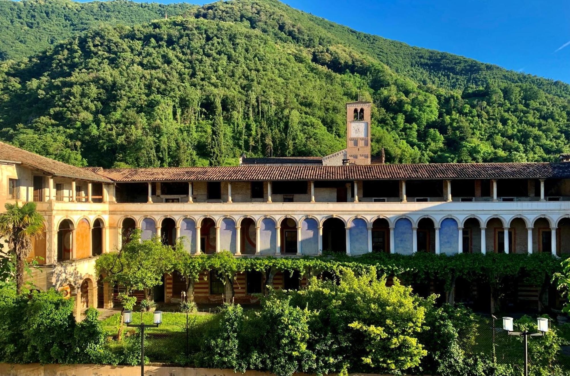 Charming Hotel Dei Chiostri Follina Exterior foto